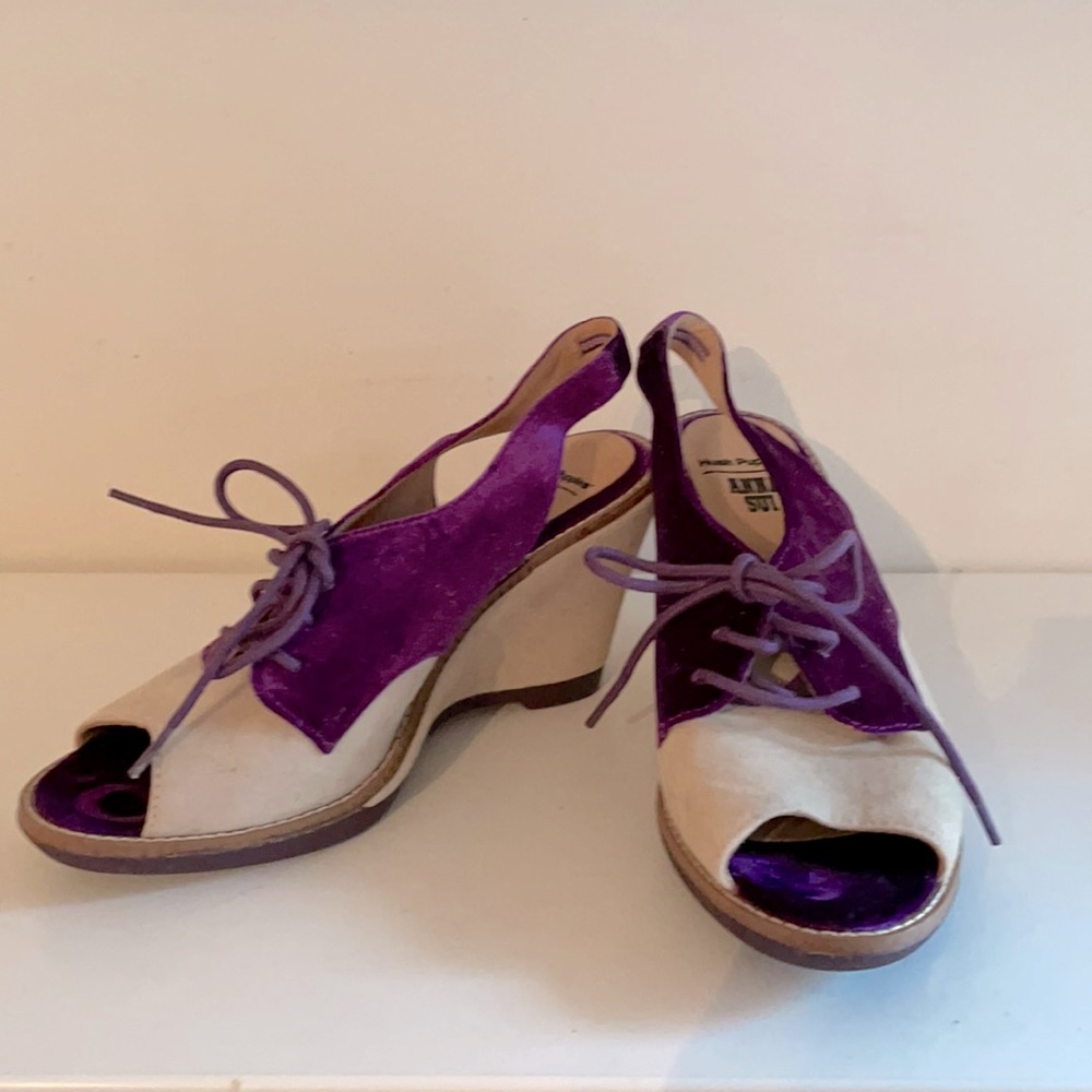Anna Sui X Hush puppies sling back shoes
